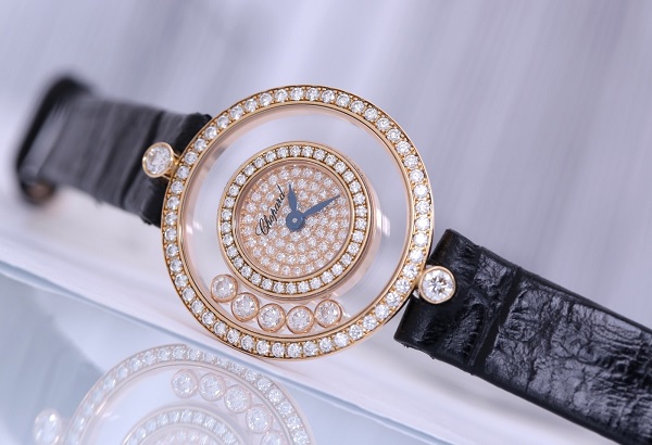 萧邦腕表快乐钻石系列款式虽多 但二手表回收价位参差不齐