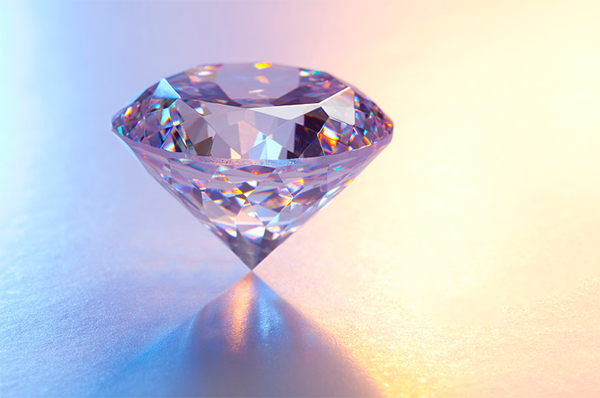 商家实锤：圆形钻石回收要比其他形状更保值！