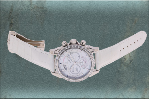 钯金镶钻欧米茄碟飞系列奢侈品手表回收 保值材质出现跌价