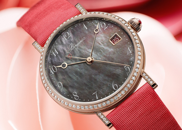 选用珍珠贝母材质的宝玑Classique经典系列手表回收多少钱