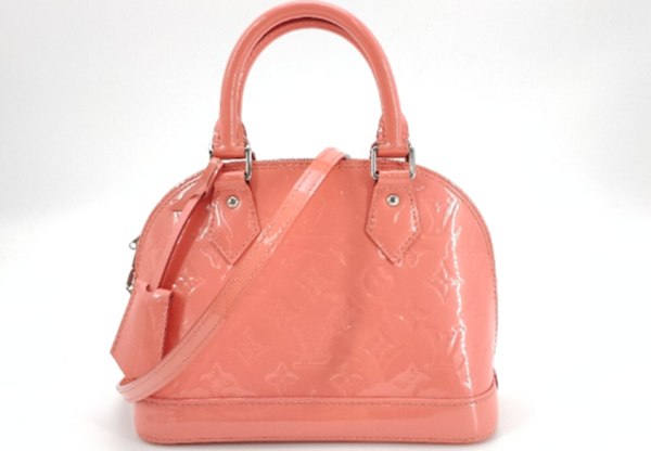 轻微划痕的LV粉色漆皮贝壳手提二手包包回收一般几折？