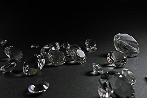 高价回收钻石的标准太高 80分大小注定没有出路吗