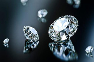 二手钻石回收价格是多少 商家报价的依据是什么