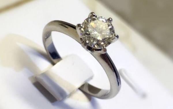 在钻石世家买的钻戒可以回收吗