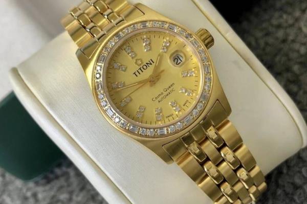 梅花牌旧手表回收价是多少 可攀比大牌手表吗