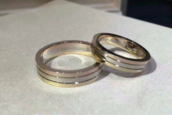 全新未使用卡地亚的戒指回收吗
