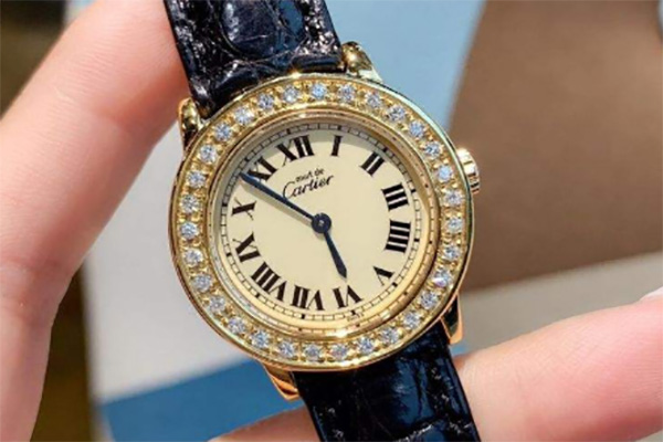 老款卡地亚手表925回收值钱吗