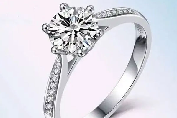 怎样挑选适合自己的钻石戒指 款式工艺也要考虑进去