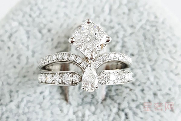 单钻与密镶钻的钻石戒指回收价格有很大差异吗？