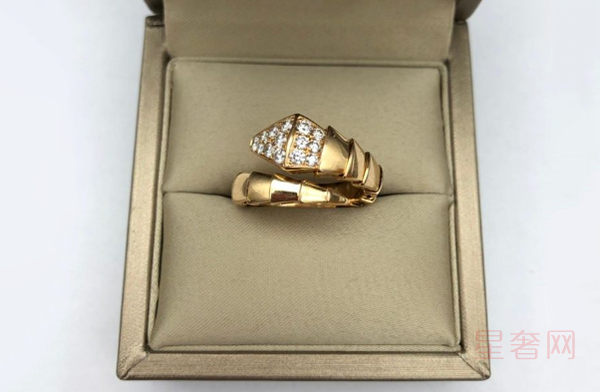 宝格丽钻石珠宝回收丝毫不逊 9成新蛇形戒指转手卖高价