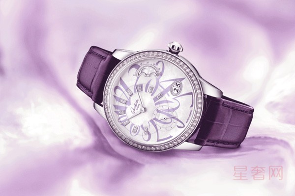 优雅丁香紫格拉苏蒂女士系列手表在回收名表中美不胜收