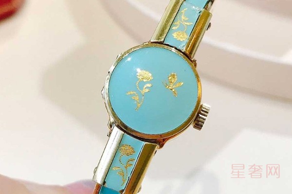 彩绘手镯款宝齐莱翻盖手动机械旧手表回收为何贬值太厉害