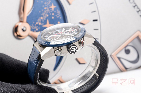 蓝色陶瓷圈的泰格豪雅旧手表回收结果让人出乎意料