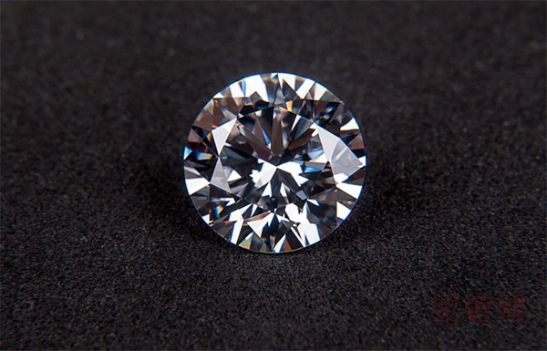 二手晶莹剔透单个钻石展示图