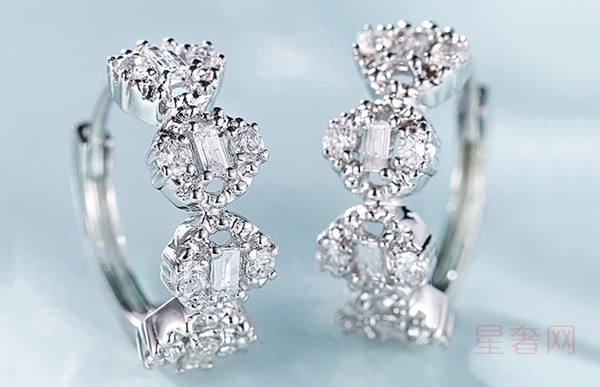 二手喜钻T形方钻结婚钻石耳环求婚示爱钻石耳钉图