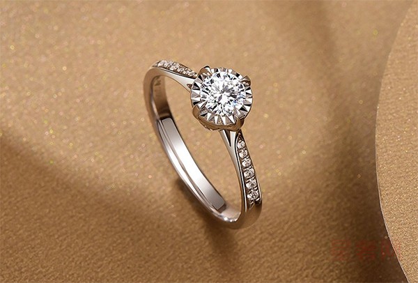 二手莱绅通灵珠宝求婚钻戒女钻石戒指图