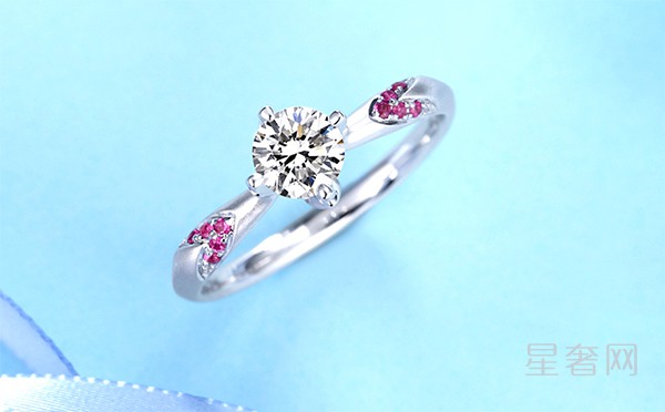 二手珂兰白18K金钻石戒指红宝+粉红蓝宝镶钻戒指图