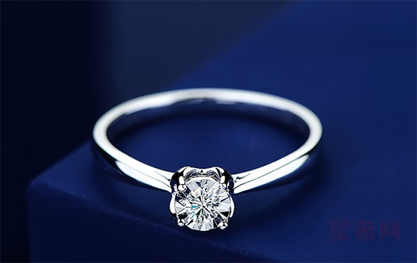 二手钻石世家 18K金钻石戒指求婚结婚戒指图