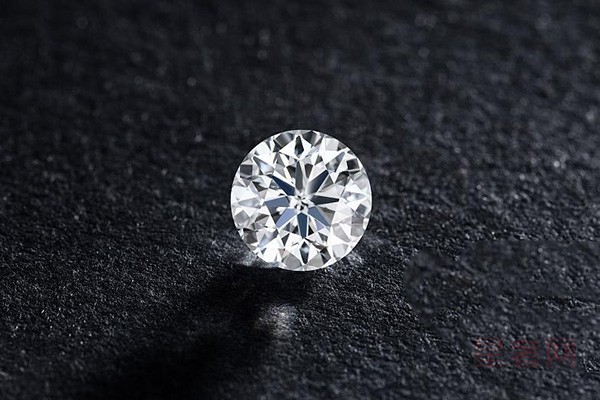 回收二手钻石多少钱是如何评估的 