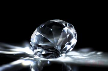 gia认证的钻石二手回收能卖多少钱