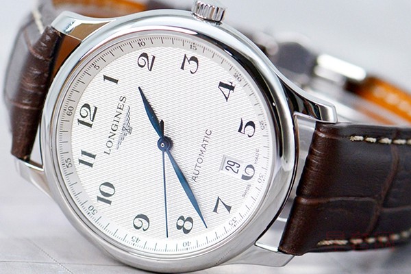 浪琴名匠手表回收价格表能卖多少钱