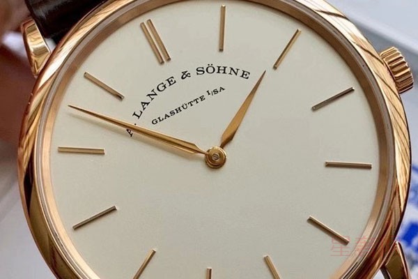朗格手表回收多少钱 品牌定位很重要