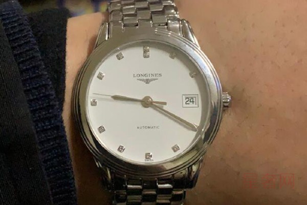 二手手表回收浪琴手表卖多少钱