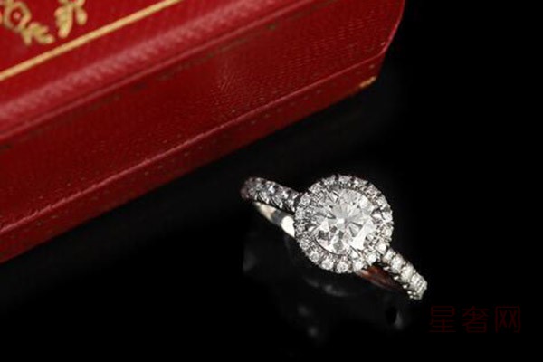 回收钻石戒指亏多少钱 有保值的可能吗