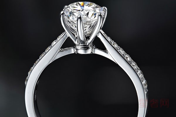 1万买的钻石能卖多少钱 质量是关键
