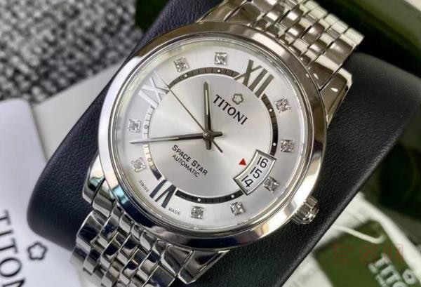 二手瑞士梅花手表93909价格还有上涨可能吗