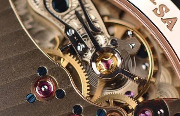 朗格手表哪里可以回收 表带磨损也影响报价