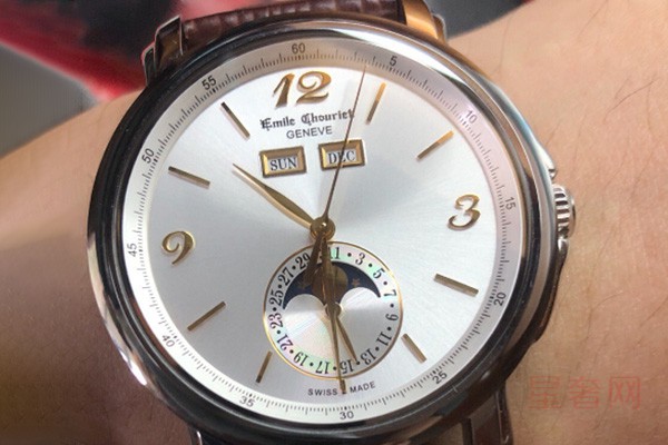 带月相的艾米龙二手表回收值多少钱